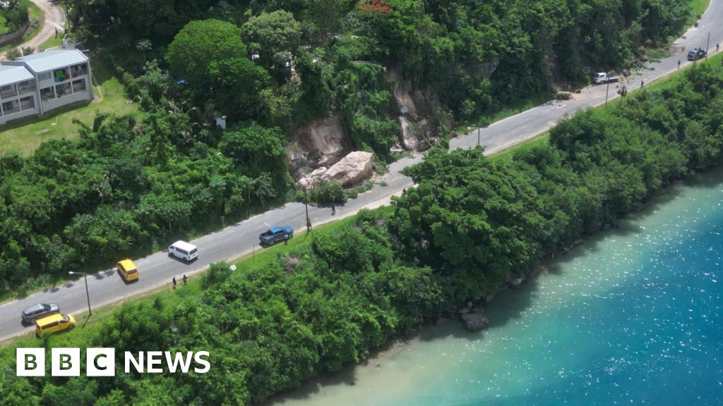 Strong 7.3 magnitude earthquake hits Vanuatu