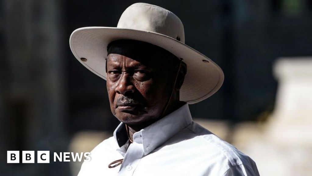 Uganda’s President Yoweri Museveni back military trials as rival Kizza Besigye to spend Christmas in jail