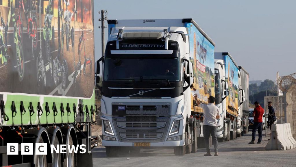 UN suspends aid deliveries through main Gaza crossing