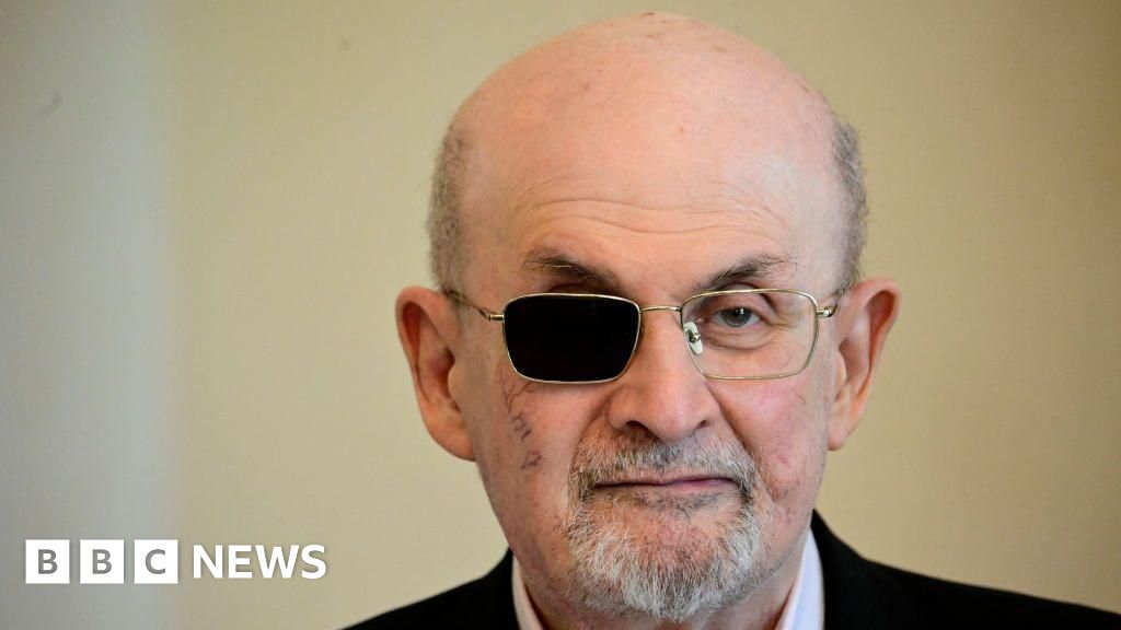 Salman Rushdie knife attack suspect goes on trial