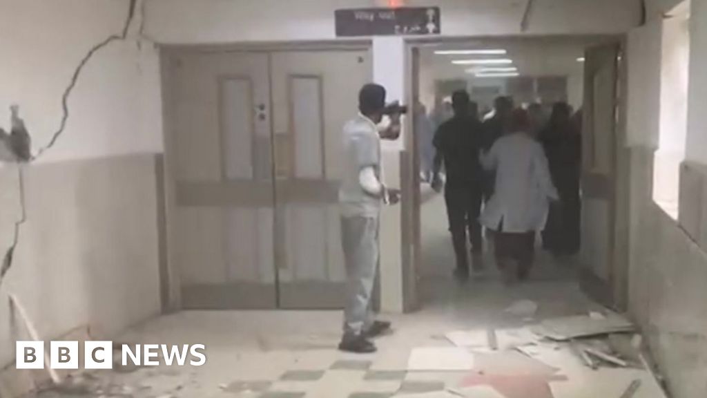 UK surgeon shares footage from Gaza hospital after deadly Israeli strike