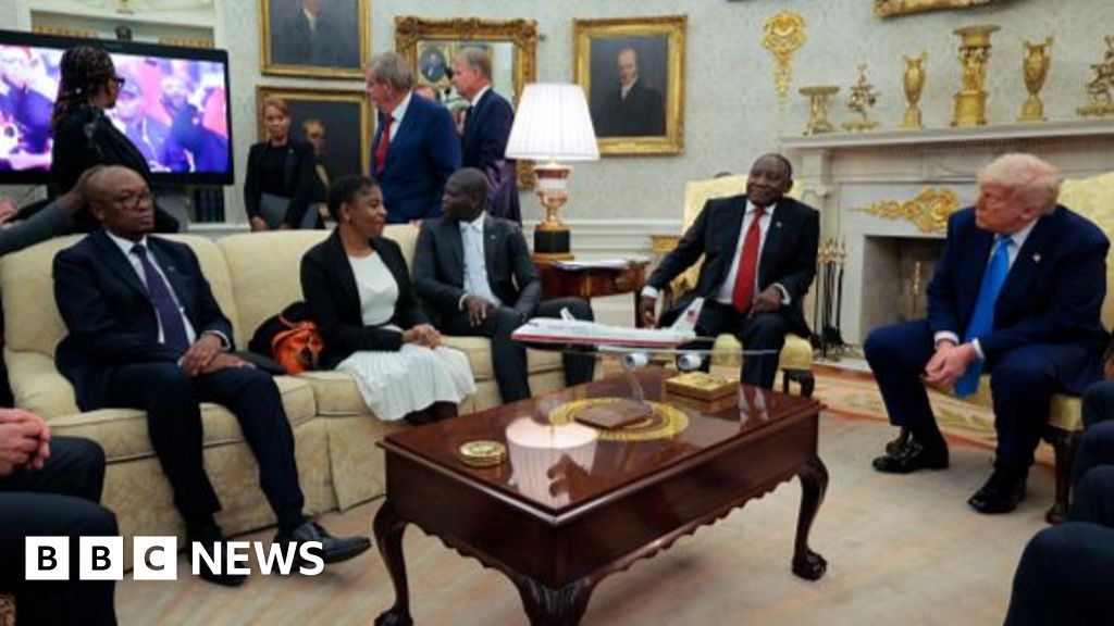 Watch moment Trump confronts South Africa’s president with video