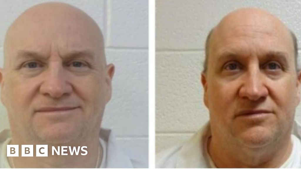 Hunt for ex-police chief who escaped Arkansas prison