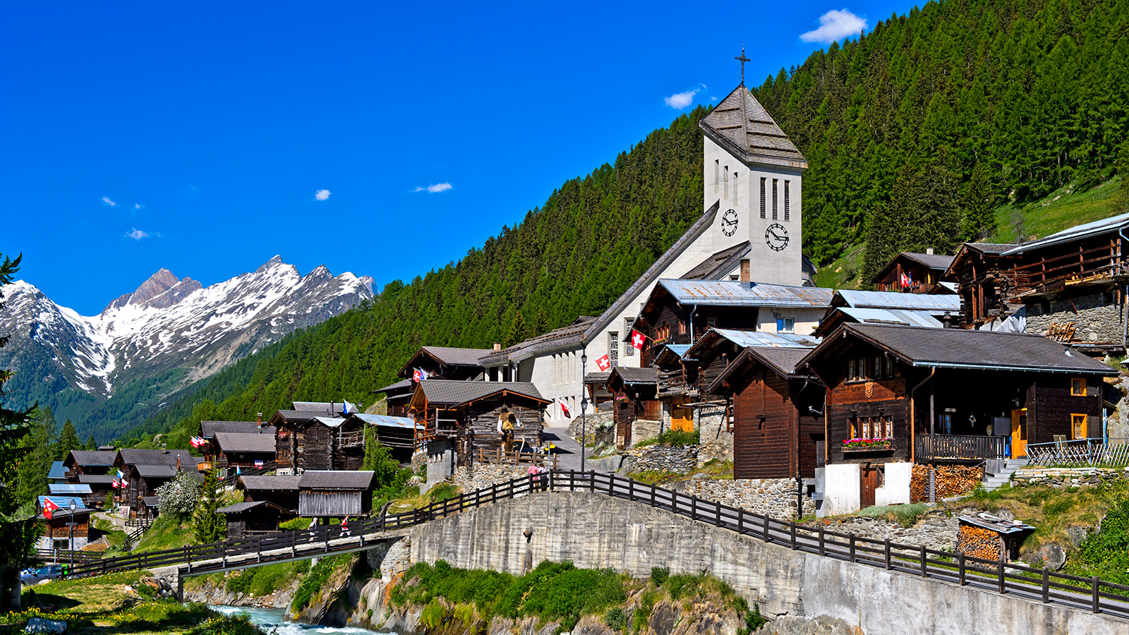 Swiss glacier collapse: How the village of Blatten was wiped off the map