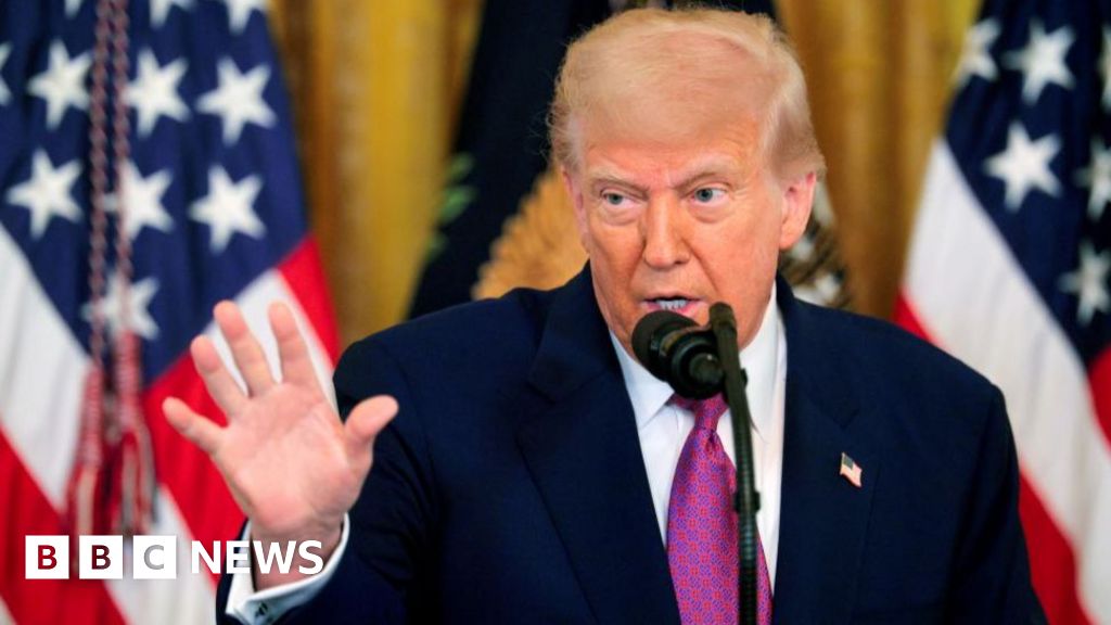 Trump’s Iran gamble fraught with risk
