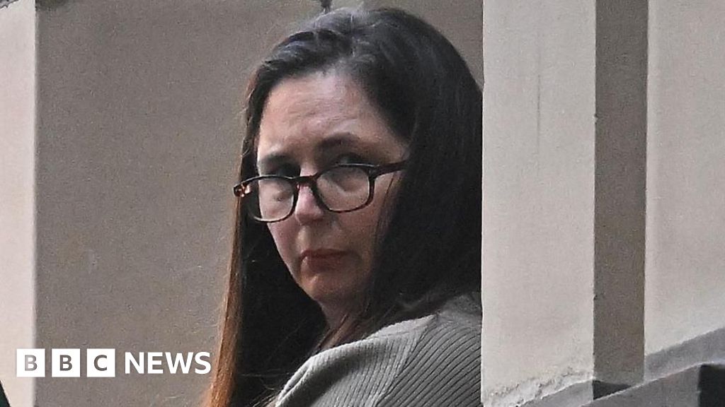 Jury starts deliberations in mushroom murder trial