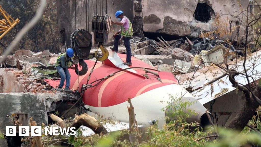 Investigators find cockpit voice recorder from crashed plane