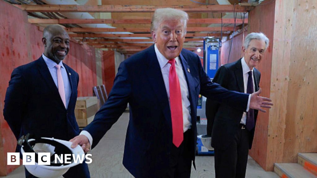 Trump jokes he wants Powell to lower interest rates