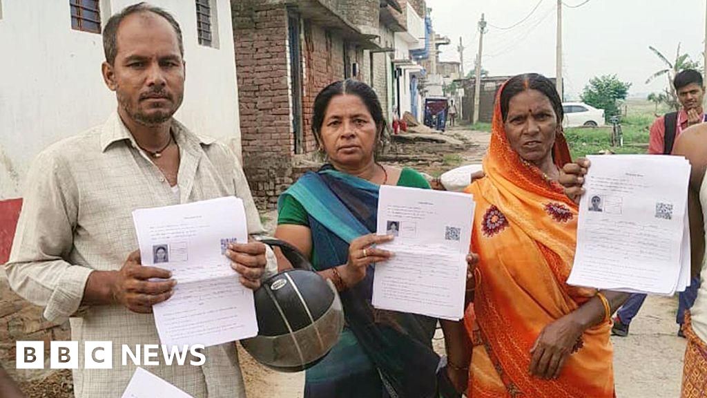 New India state voters’ list still has wrong photos and dead people