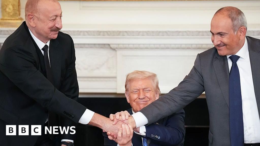 Azerbaijan and Armenia sign peace deal at White House summit
