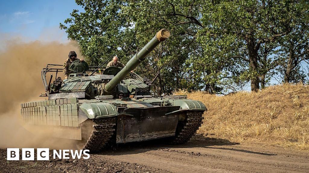 Ukraine’s borders must not be changed by force, EU leaders say