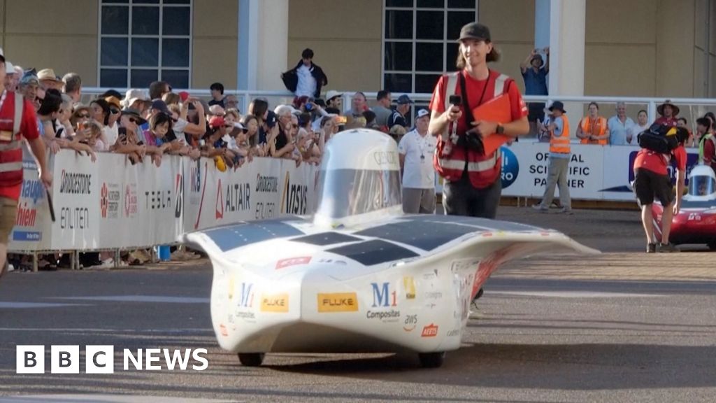 Solar-powered cars start epic Australian outback race
