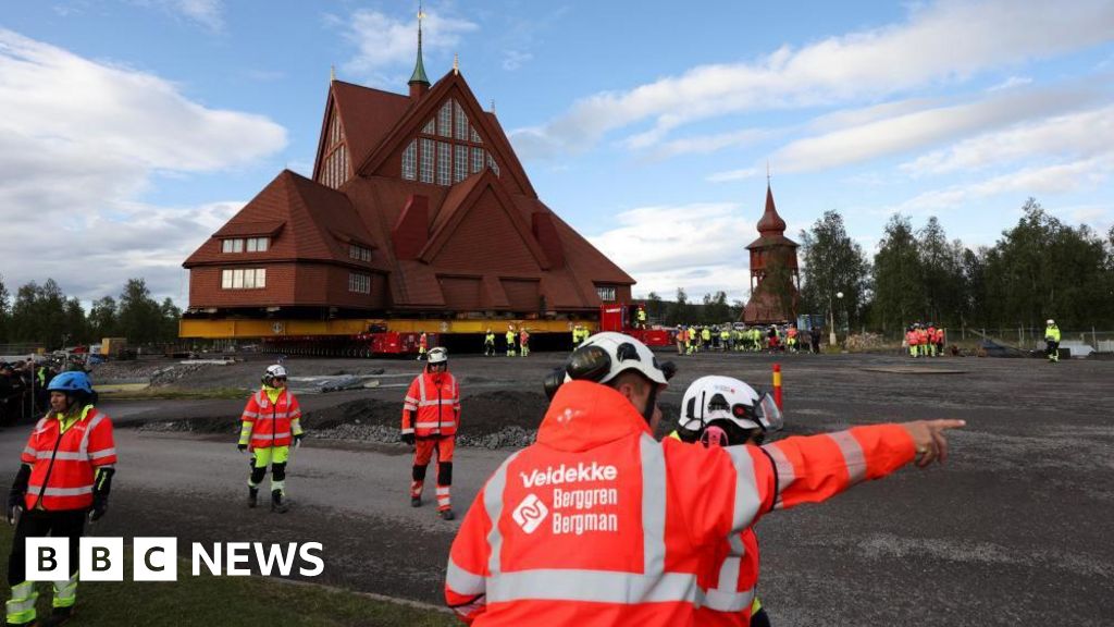 Entire church begins two-day journey across Swedish city of Kiruna