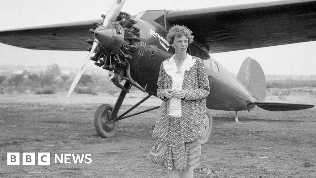 Trump to declassify files of aviation pioneer Amelia Earhart