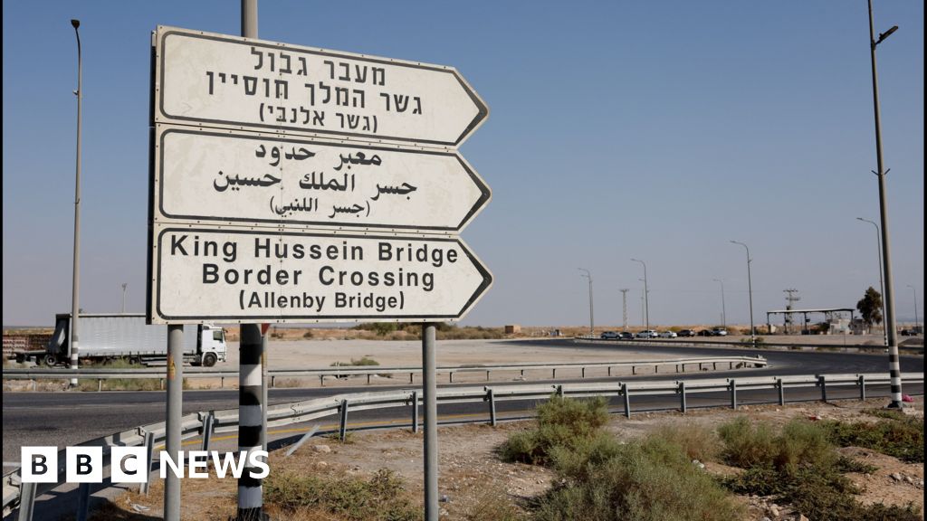 Palestinians in West Bank stranded as Israel shuts only international crossing