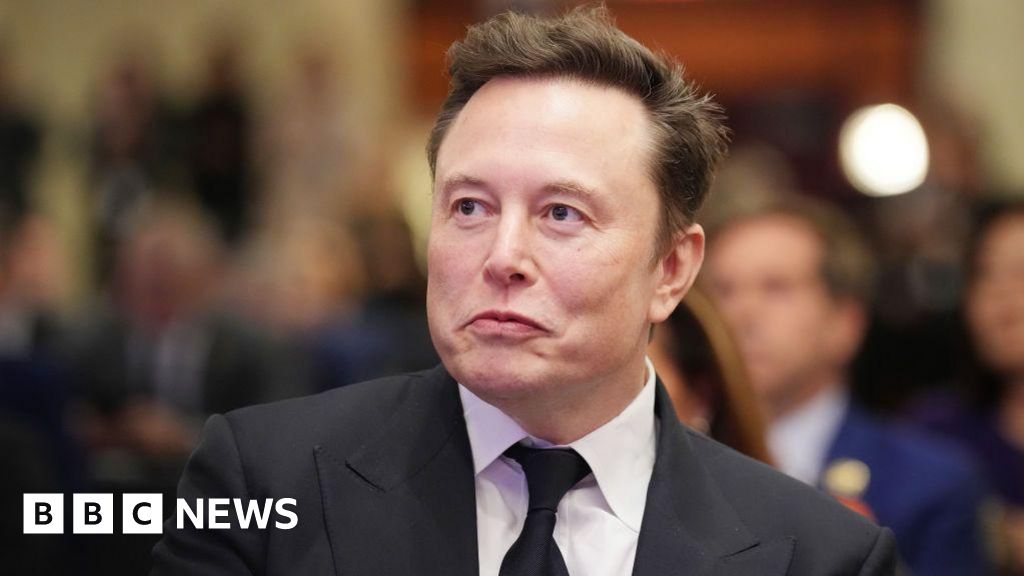 Tesla proposes $1tn award for Elon Musk if he hits ambitious targets