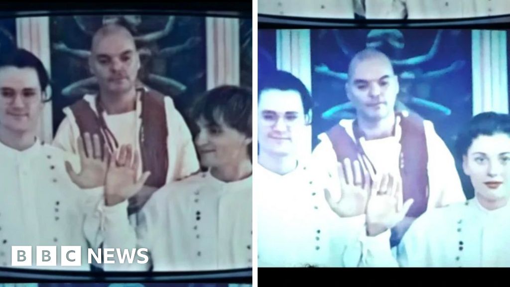 Australian film altered in China to make gay couple straight