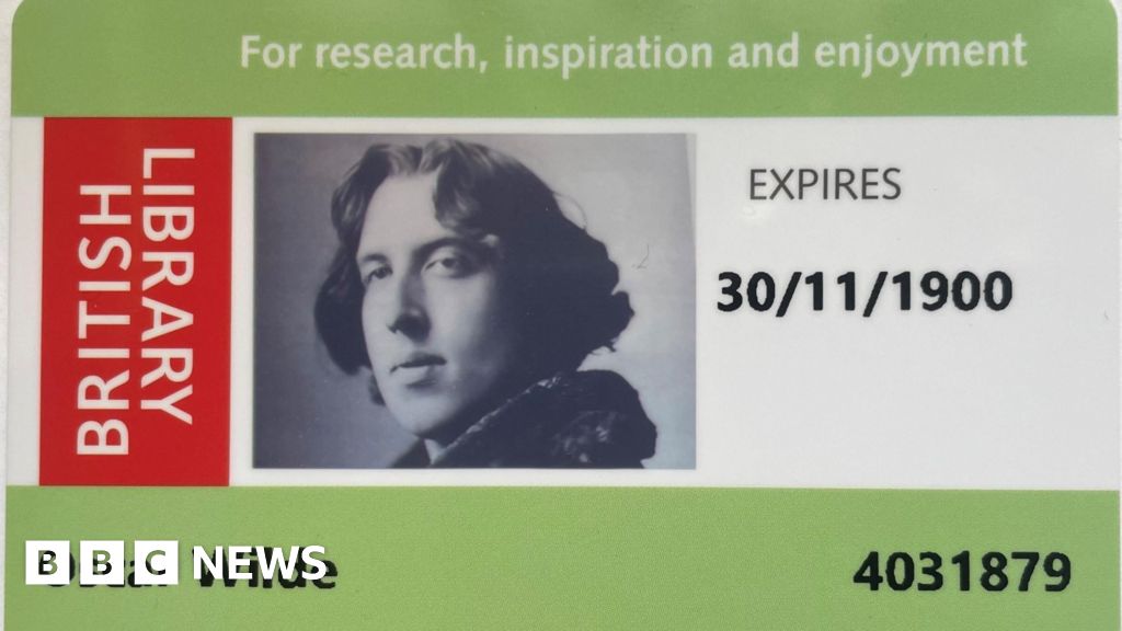 Oscar Wilde’s British Library card reissued 130 years after being revoked over gay conviction