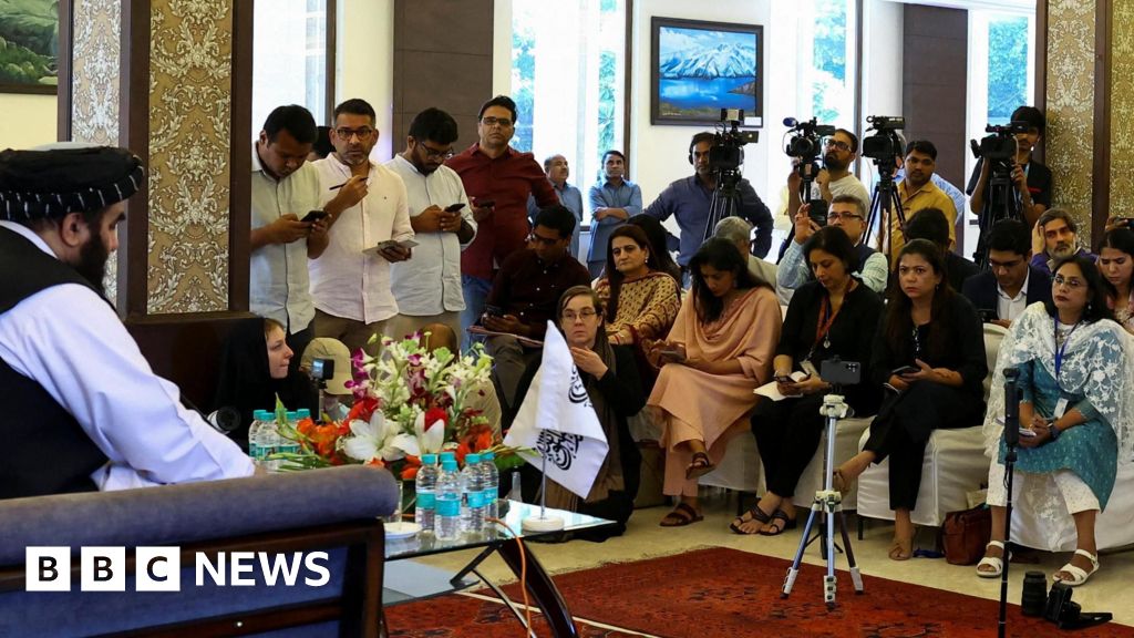 Taliban minister meets Indian female journalists after outrage