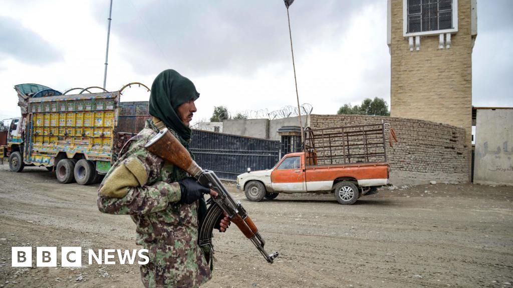 Afghan Taliban confirm ‘retaliatory’ border attacks on Pakistan