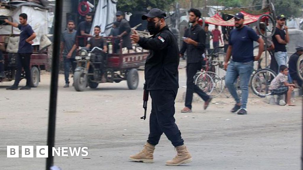 Gaza City clashes between Hamas and clan members leave 27 dead