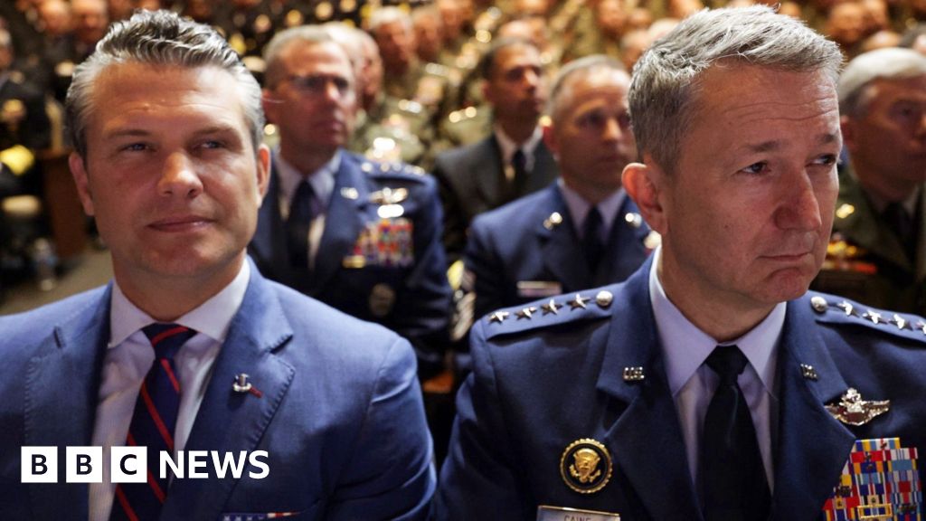 How Trump and Hegseth’s gathering of top US generals unfolded